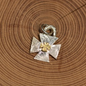 【新品】十字ゴールドポイントペンダント シルバーリングペンダント／高山 隆 Stop Light